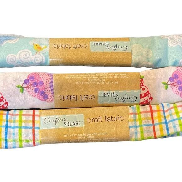Crafter's Square Mixed Fabric Lot Multicolored Cupcakes Plaid Sunshine Clouds - Picture 7 of 7